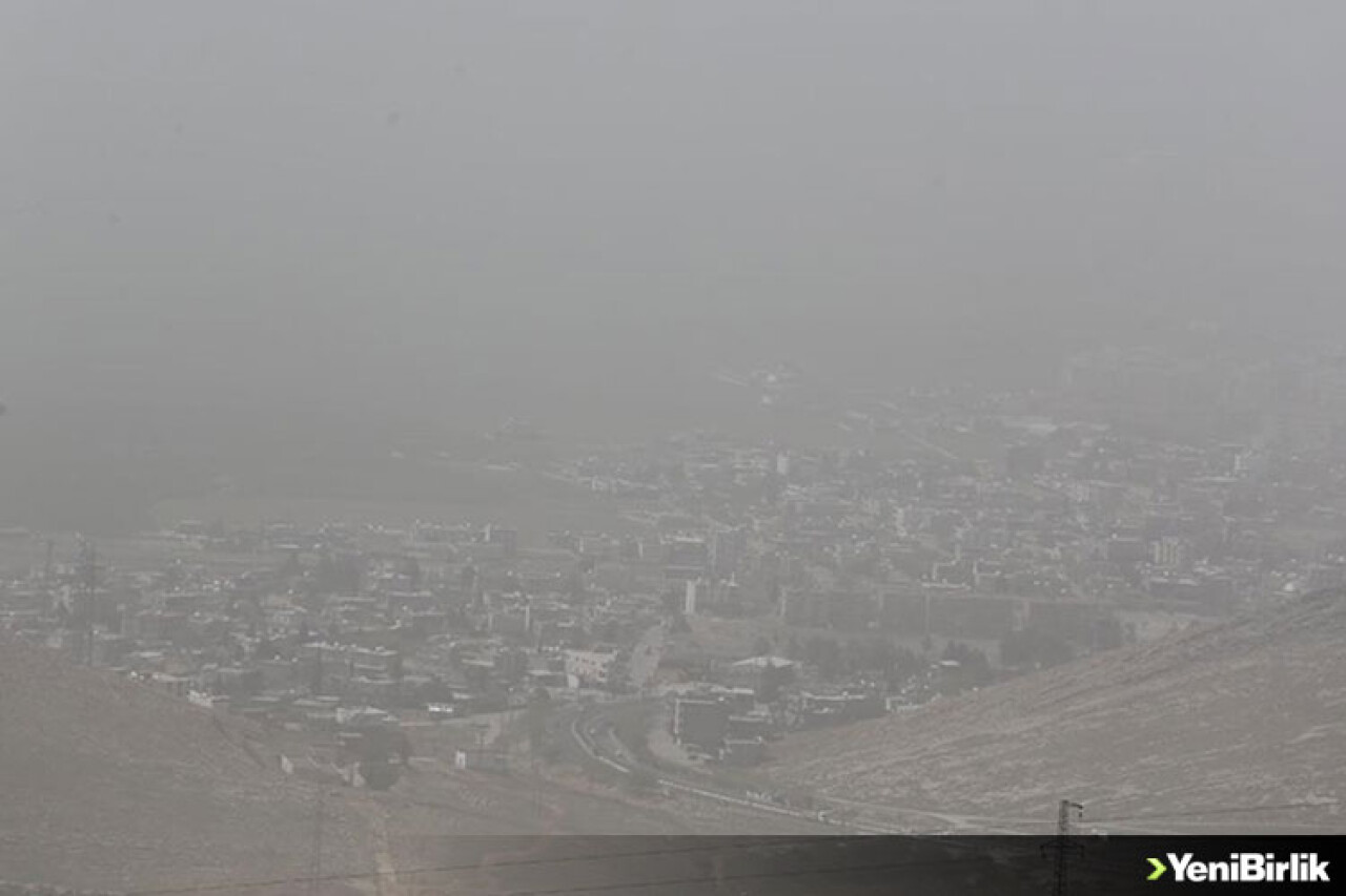 Mardin'de toz taşınımı etkisini sürdürüyor