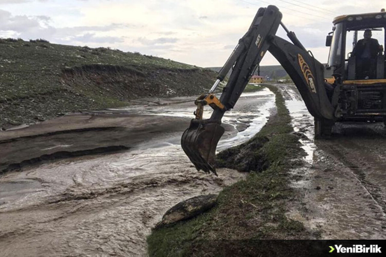 Kars'ta 3 köyde sel nedeniyle su taşkını yaşandı