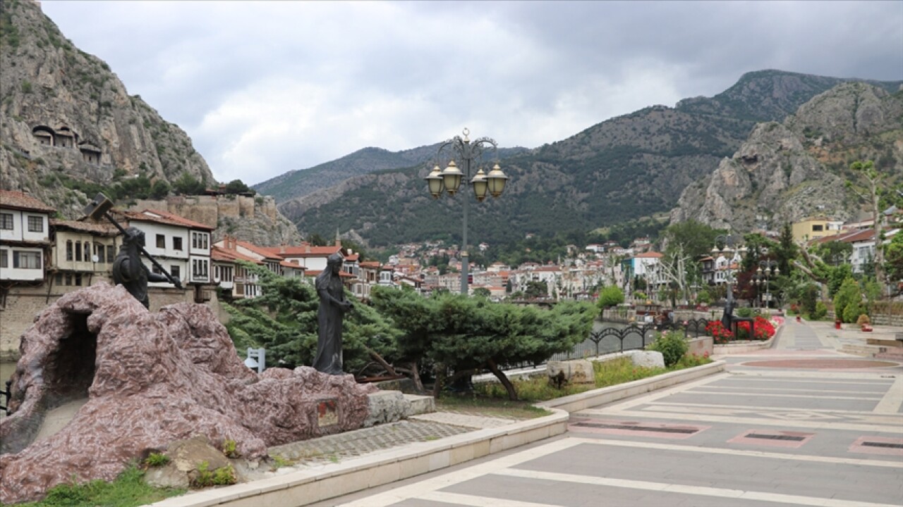 Amasya'da 2021'de şebeke suyu yüzde 50 ucuzlayacak