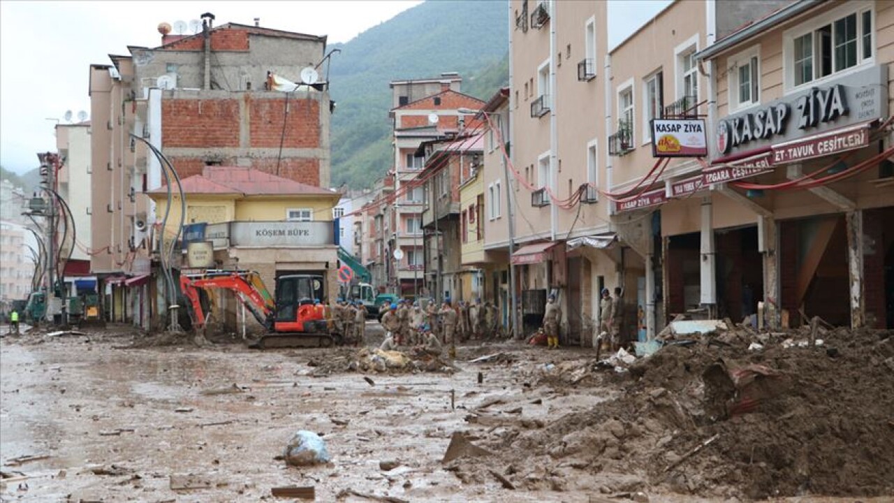 Giresun'daki sel mağdurlarının mobil iletişim ödemelerine bir ay erteleme imkanı