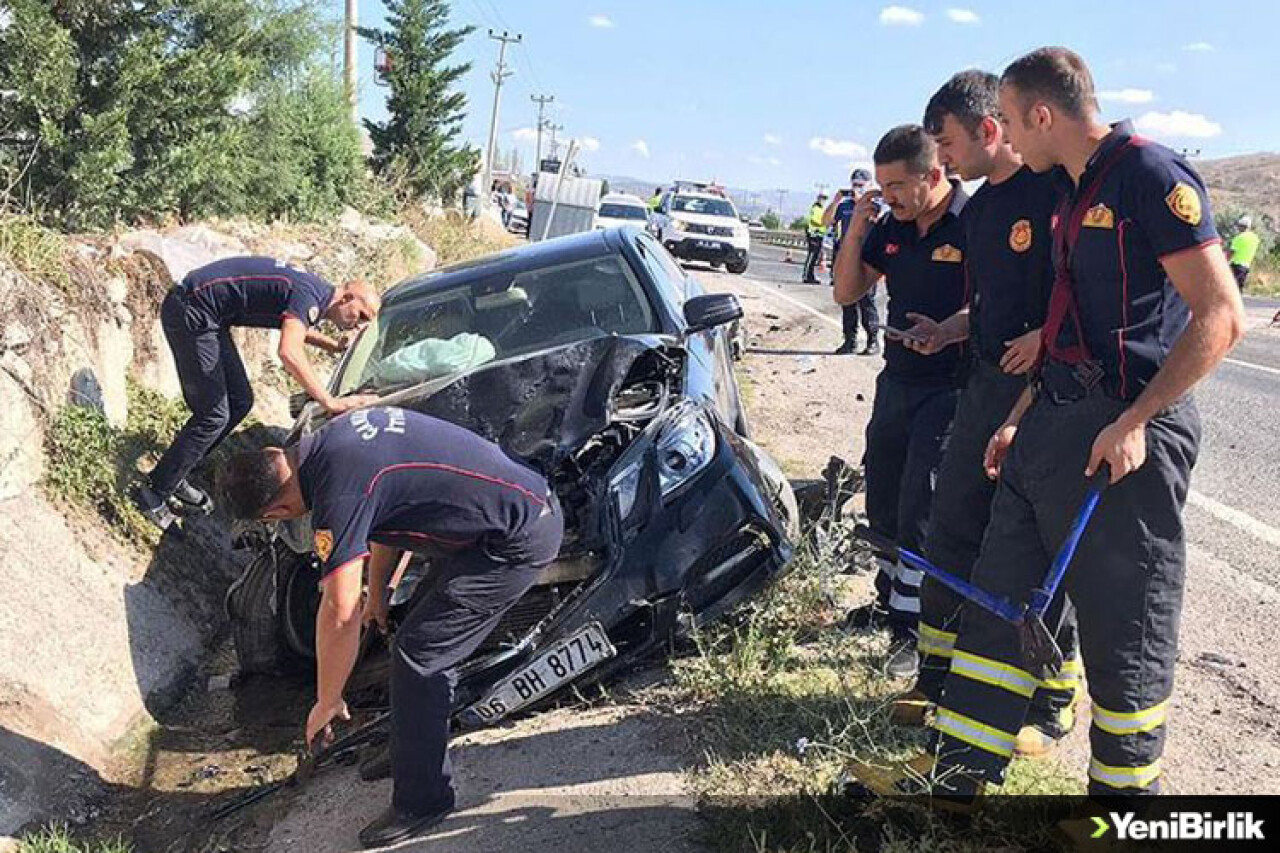 Sinop Valisi Karaömeroğlu trafik kazası geçirdi