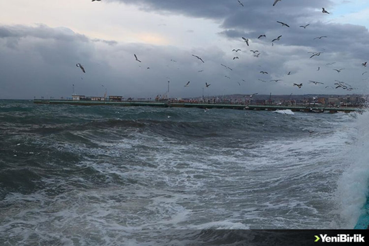 Tekirdağ'da ulaşıma lodos engeli