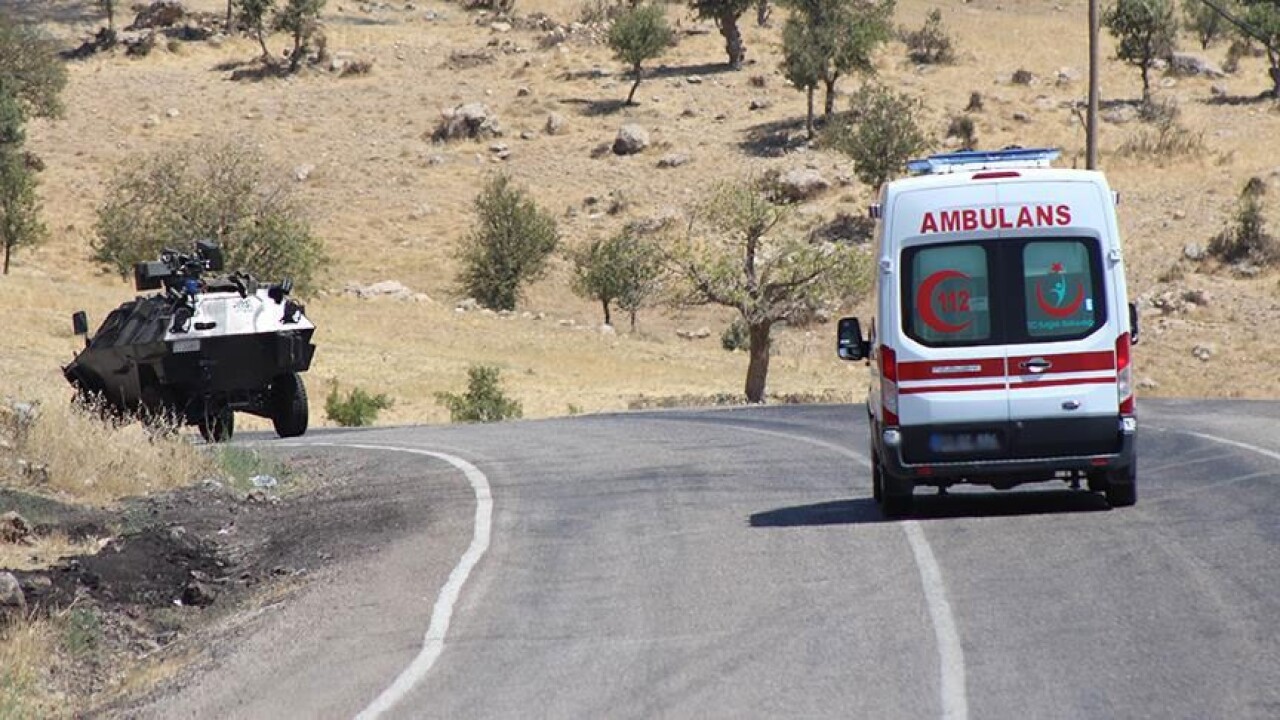 PKK'lı teröristlerce tuzaklanan patlayıcı infilak etti: 1 işçi şehit oldu