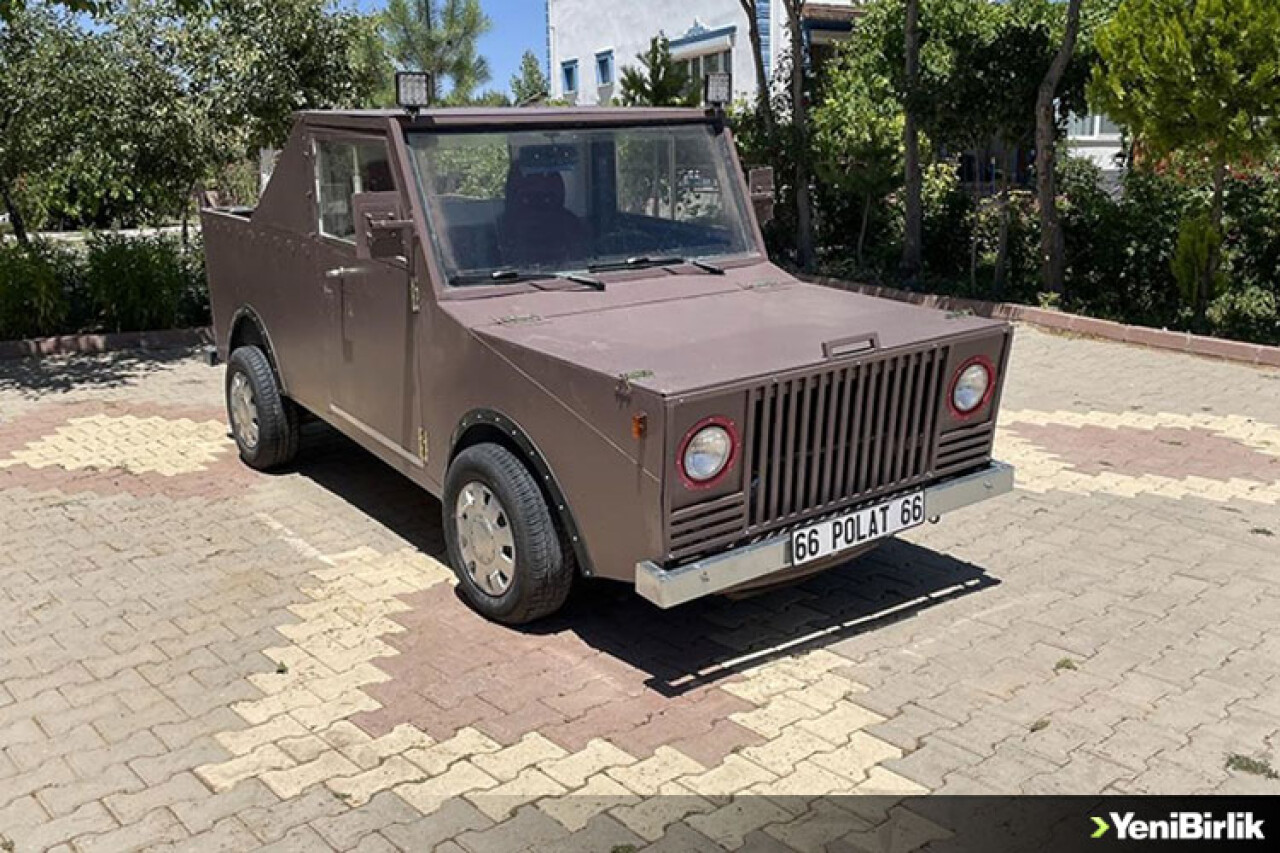 Yozgatlı emekli vatandaş, hurdadan aldığı otomobili yük taşıma aracına dönüştürdü