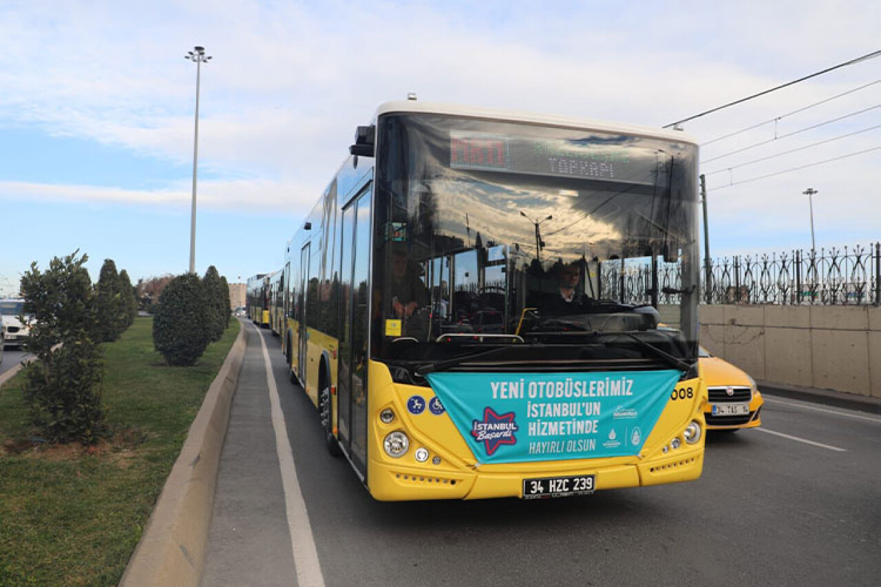 İSTANBUL'UN YENİ OTOBÜSLERİ YOLLARDA