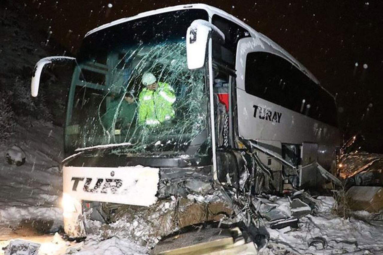 Erzincan'da trafik kazası...