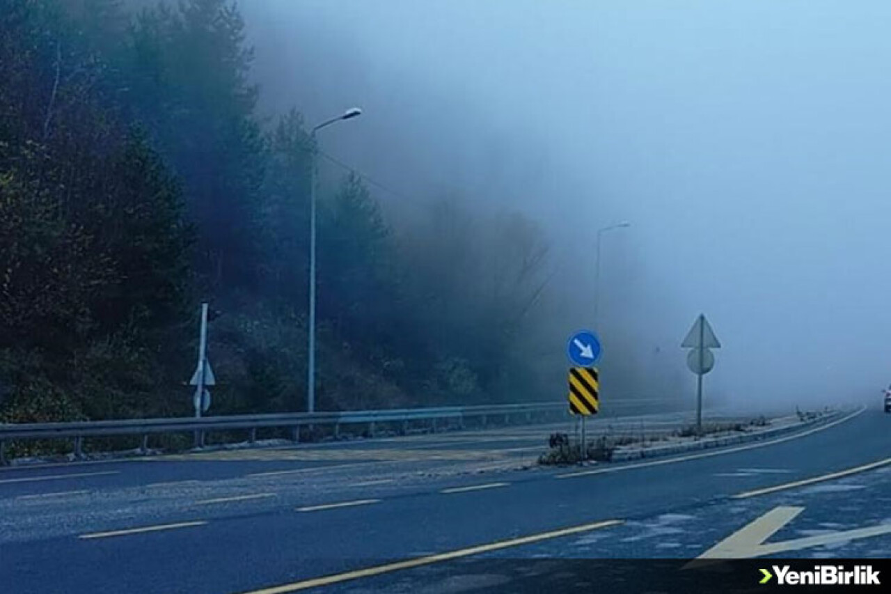 Bolu Dağı'nda sis etkili oldu