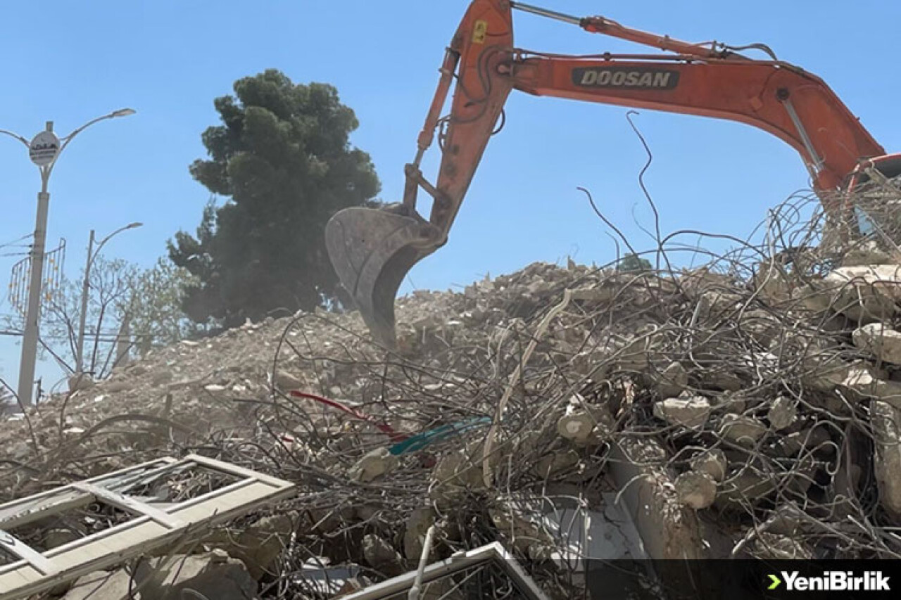 Şanlıurfa'da depremde yıkılan binanın müteahhidi hakkında iddianame hazırlandı