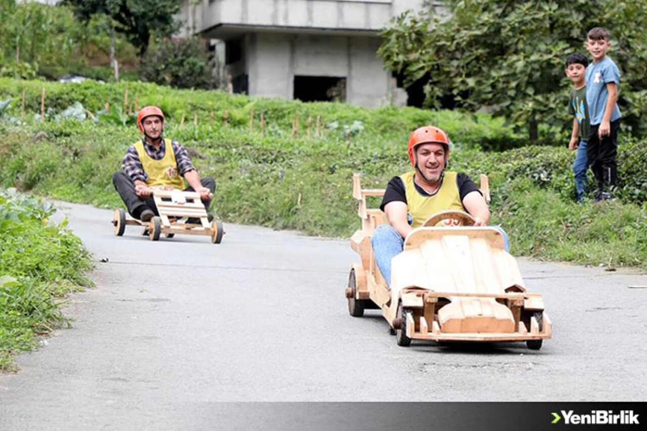 Rize'de tahta arabalar "Laz Ralli"de yarıştı