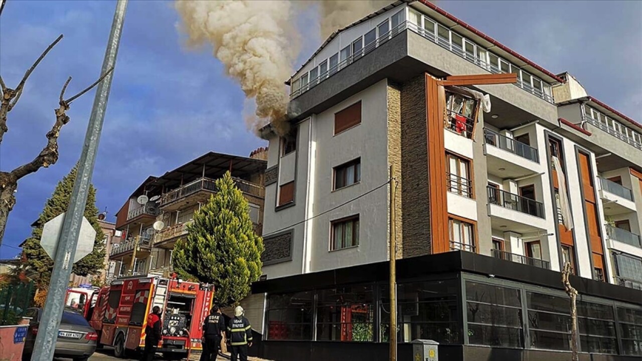 Uşak'ta doğal gaz patlamasında yaralanan kişi tedavi gördüğü hastanede hayatını kaybetti