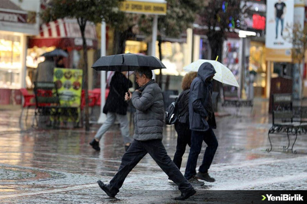 Edirne'de sağanak ve dolu etkili oldu