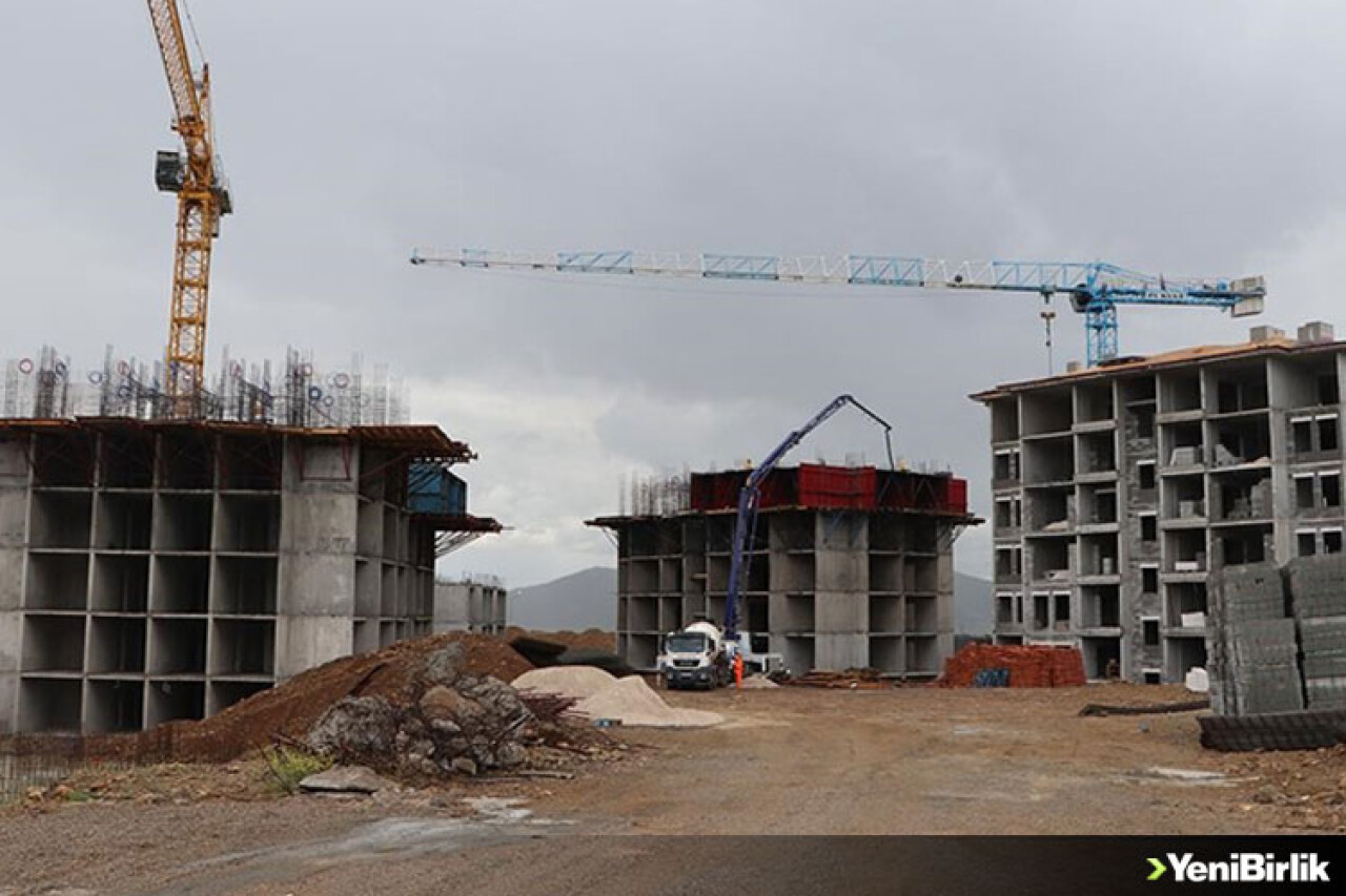 TOKİ'nin İslahiye'deki deprem konutları projesinde 5 blok tamamlanıyor