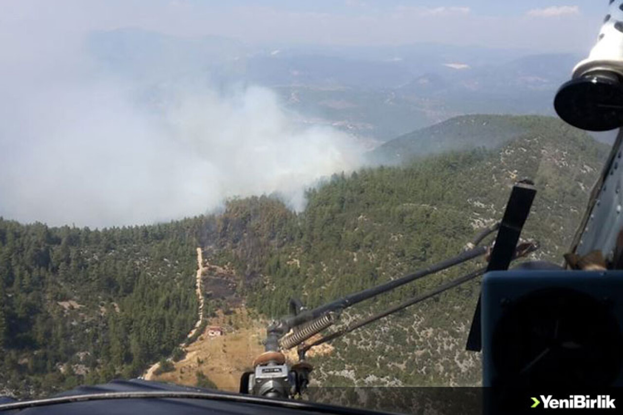 Burdur'da çıkan orman yangını kontrol altına alınmaya çalışılıyor