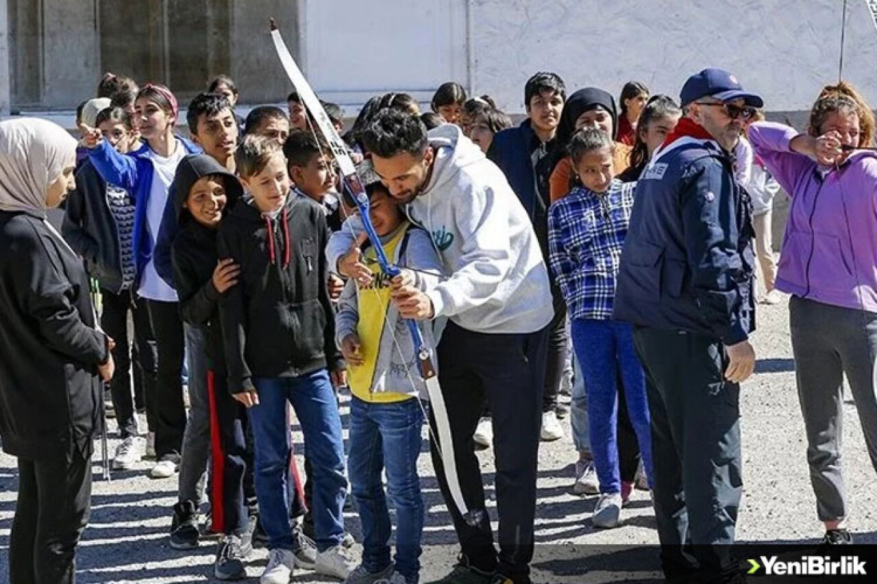 Diyarbakır'da "Mobil Spor" ekibiyle kırsaldaki çocuklar sporla buluşuyor