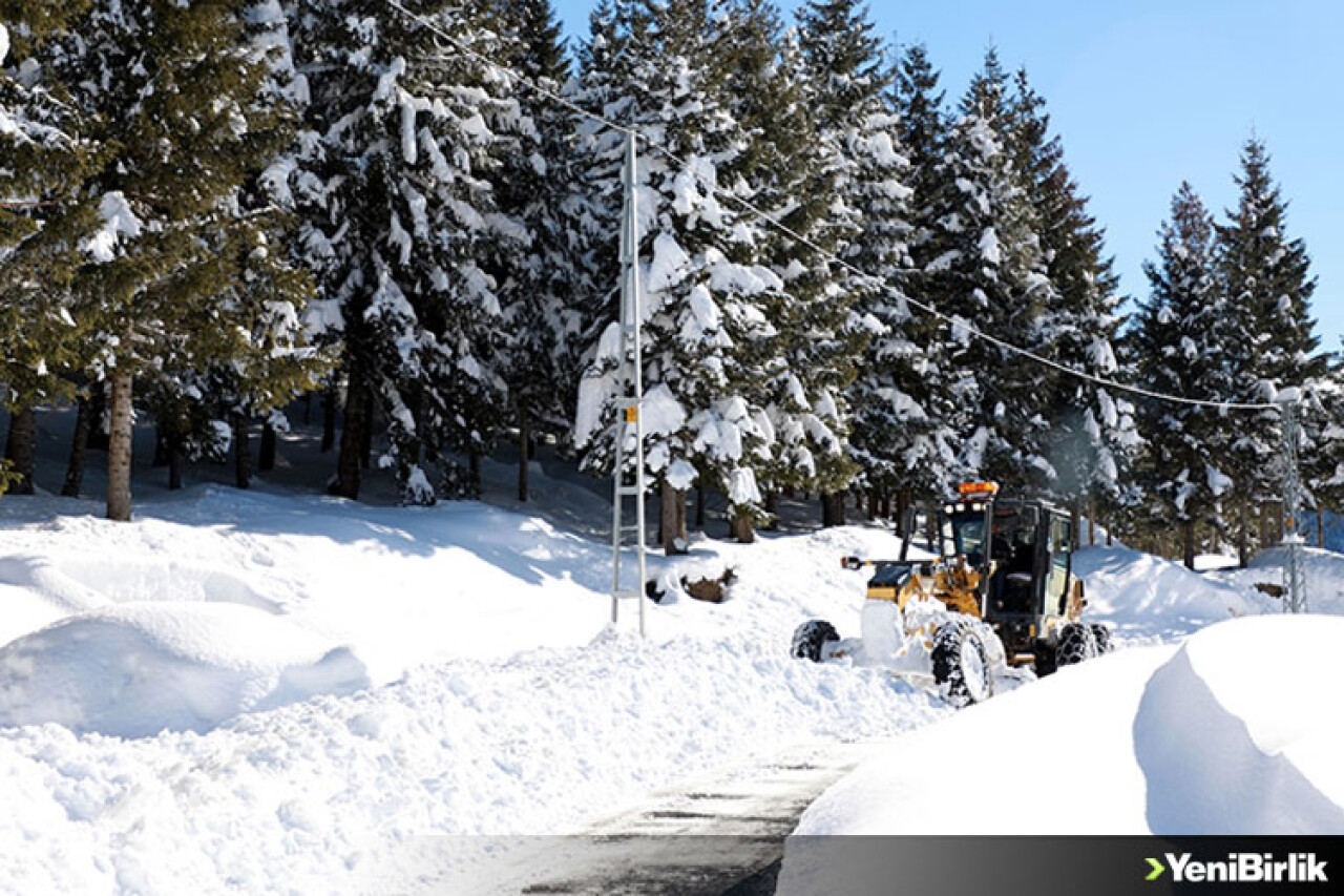 Rize'de eğitime kar engeli