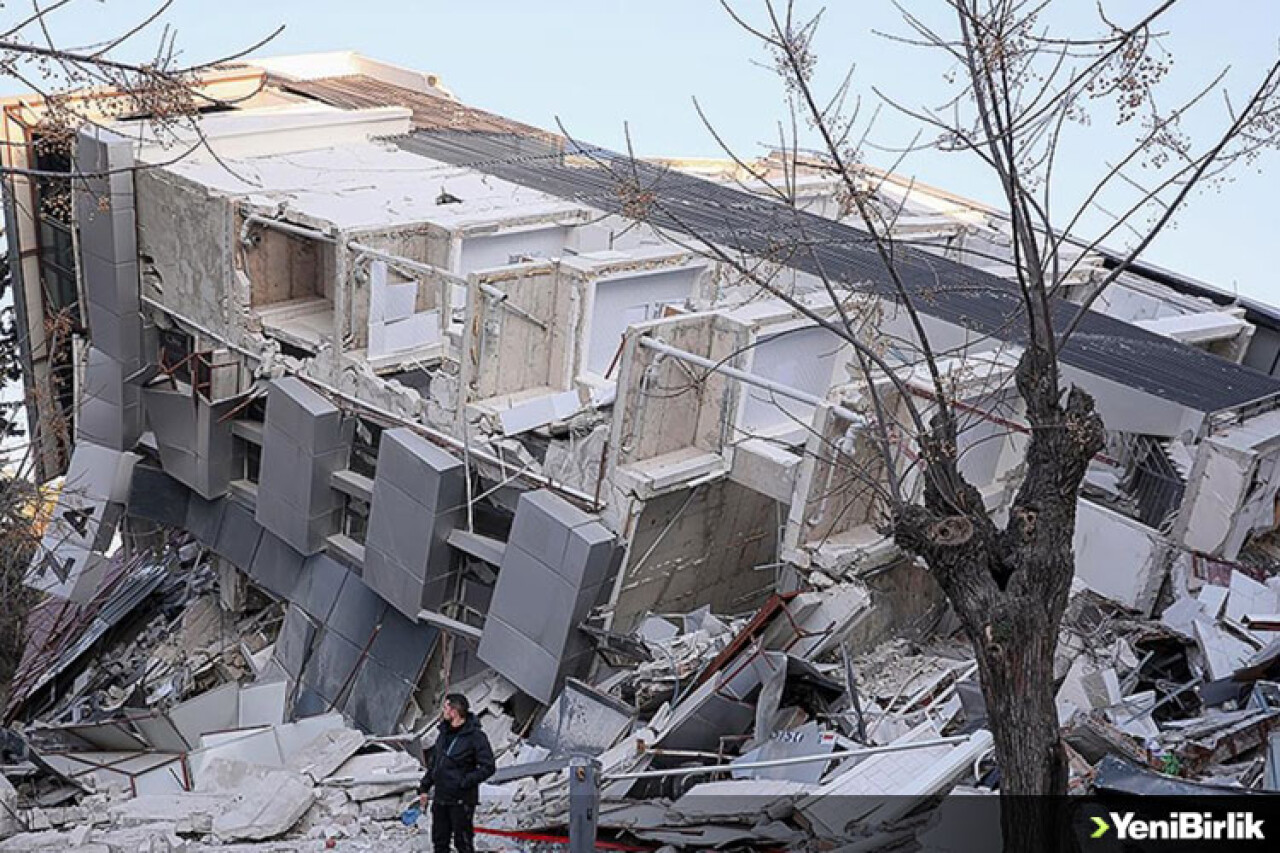 Diyarbakır'da depremde yıkılan binalardaki kusurlara ilişkin gözaltı sayısı 53'e yükseldi