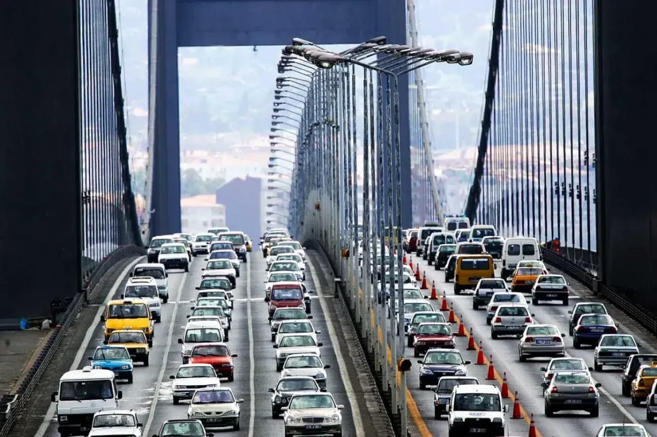 İstanbul'da canlı yol trafik yoğunluğu nasıl, Avrupa ve Anadolu Yakası'nda trafik ne durumda? 3