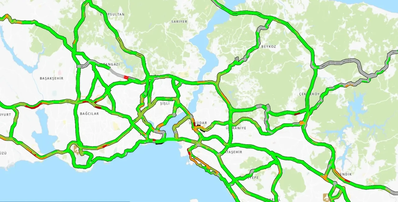 İstanbul'da canlı yol trafik yoğunluğu nasıl, Avrupa ve Anadolu Yakası'nda trafik ne durumda? 11