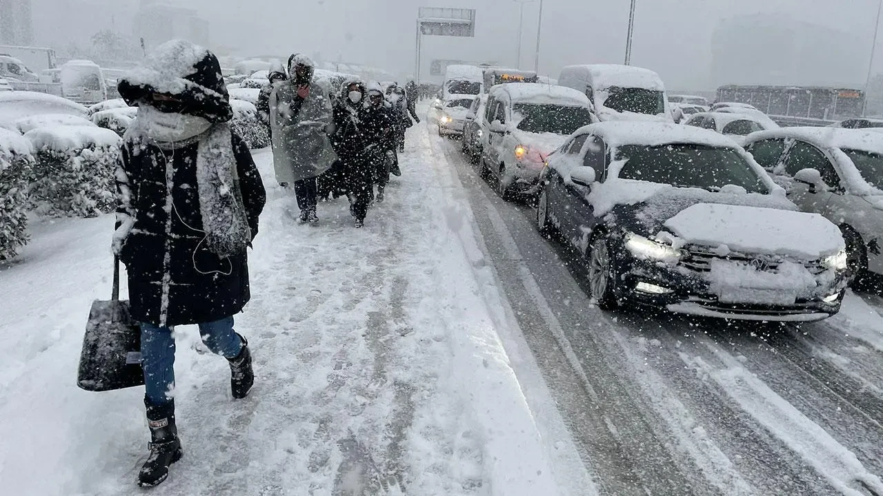 "Sen sürprizleri seversin İstanbul" 7