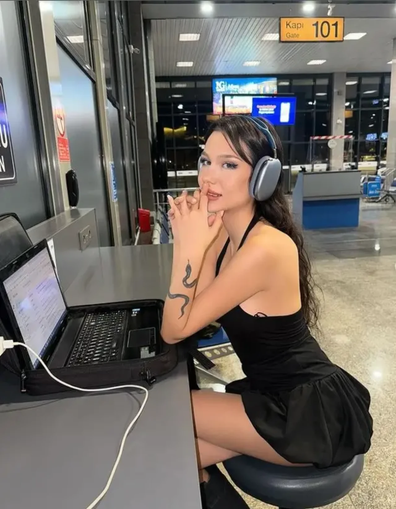 DJ Selen Kaba kimdir, yaşı, burcu, sevgilisi var mı, TikTok ,Instagram hesabı? 3