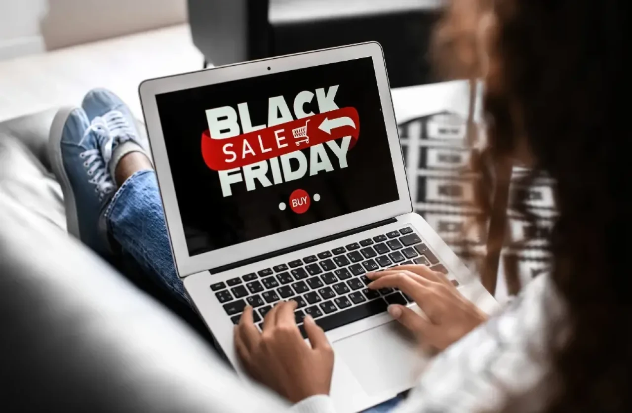 Black Friday ne zaman başlıyor? Zara, Oysho, Mango, HM inditex markaların indirim tarihleri 5