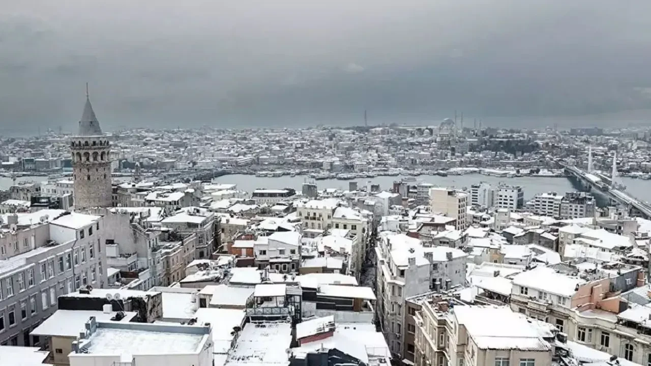 "Sen sürprizleri seversin İstanbul" 1