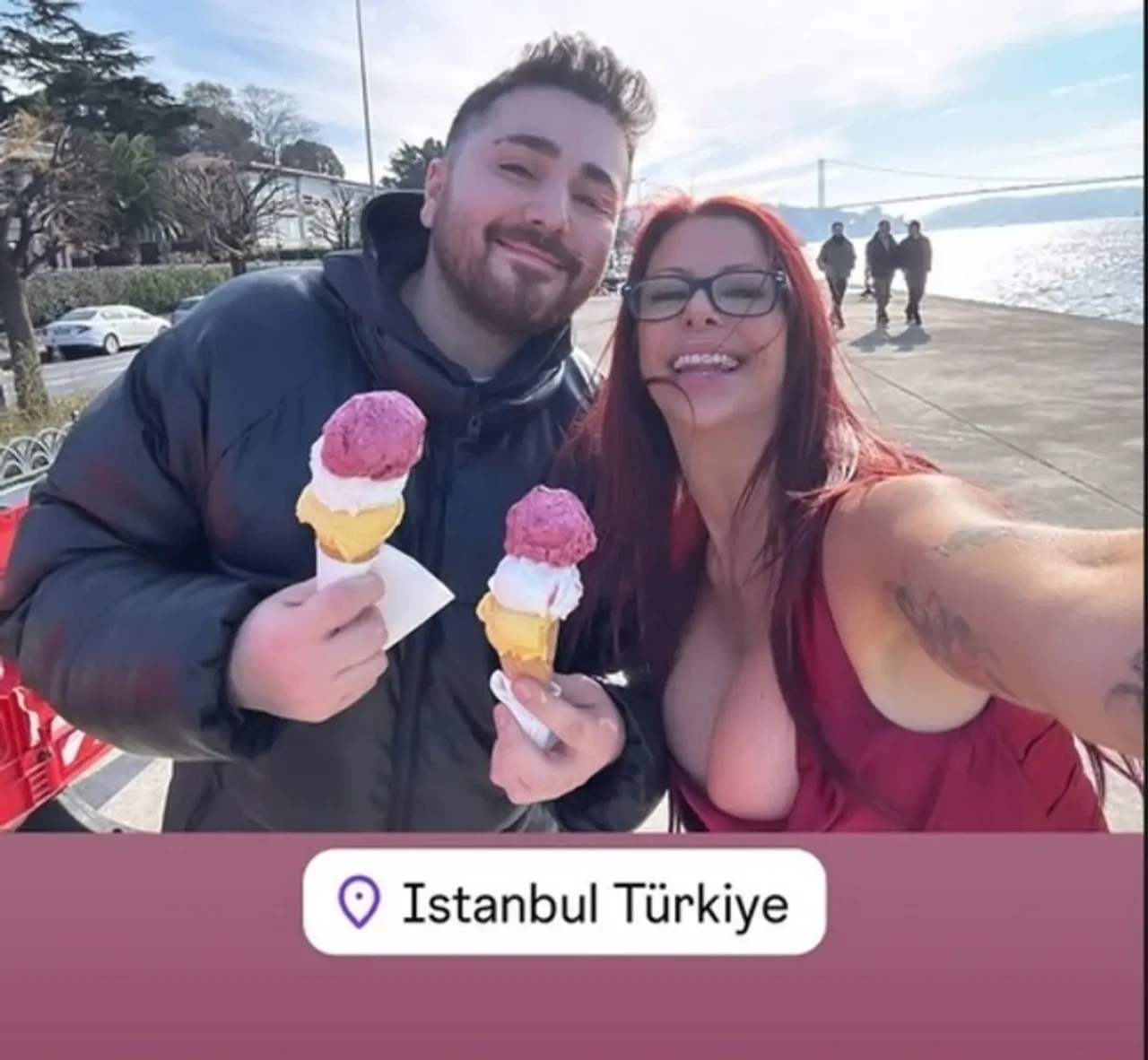 Yetişkin Film Yıldızı Alexis Fawx Ayasofya Camii’nde! Türkiye’nin Her Köşesine Hayran Kaldı! 7