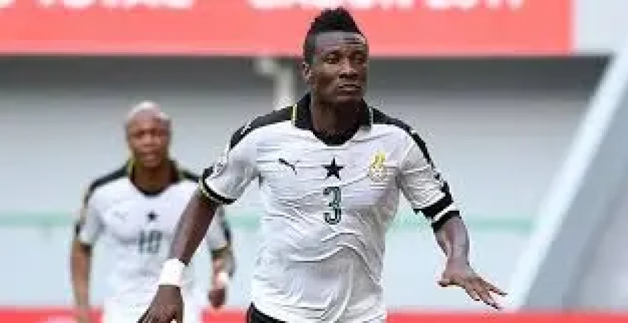 Asamoah Gyan, Milyonlarca Dolar Kazanırken Şimdi Bir Ay Yemek Parasıyla Hayatta Kalıyor! 8