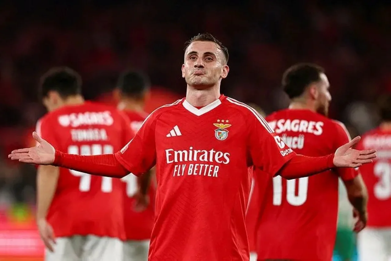 Benfica'da Kerem Aktürkoğlu Rüzgarı! Manchester United Teklifi Geri Çevrildi!