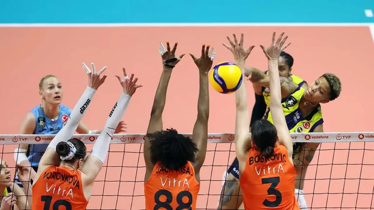 Eczacıbaşı - Fenerbahçe voleybol maçı ne zaman, saat kaçta, hangi kanalda?