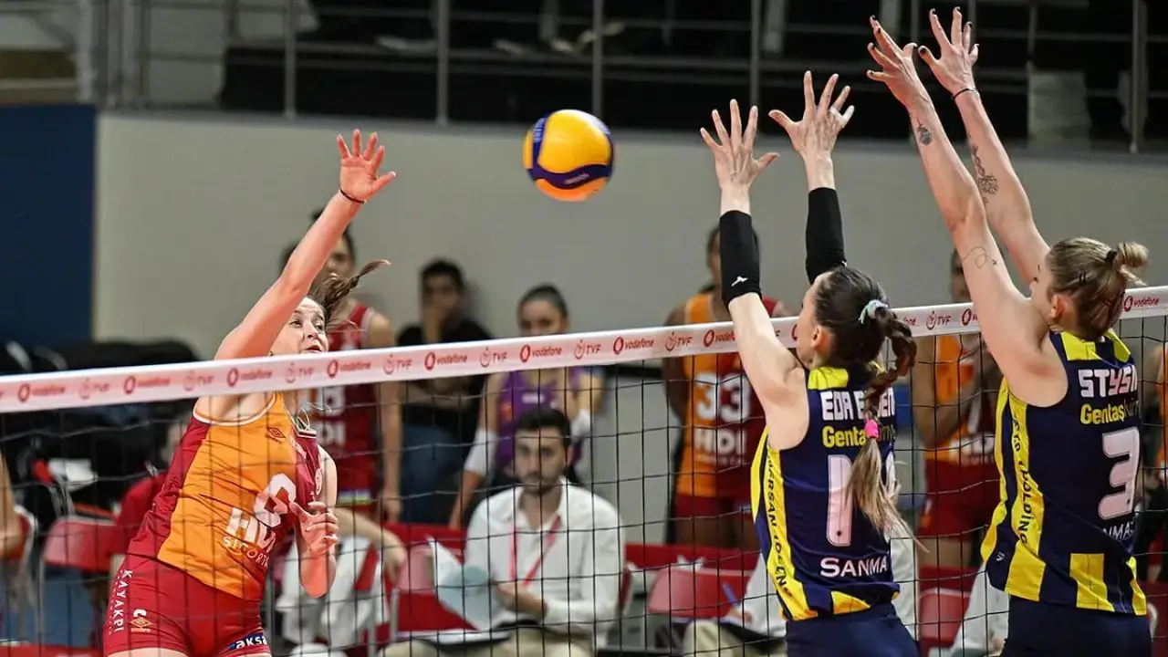 Fenerbahçe - Galatasaray kadın voleybol maçı ne zaman, saat kaçta?