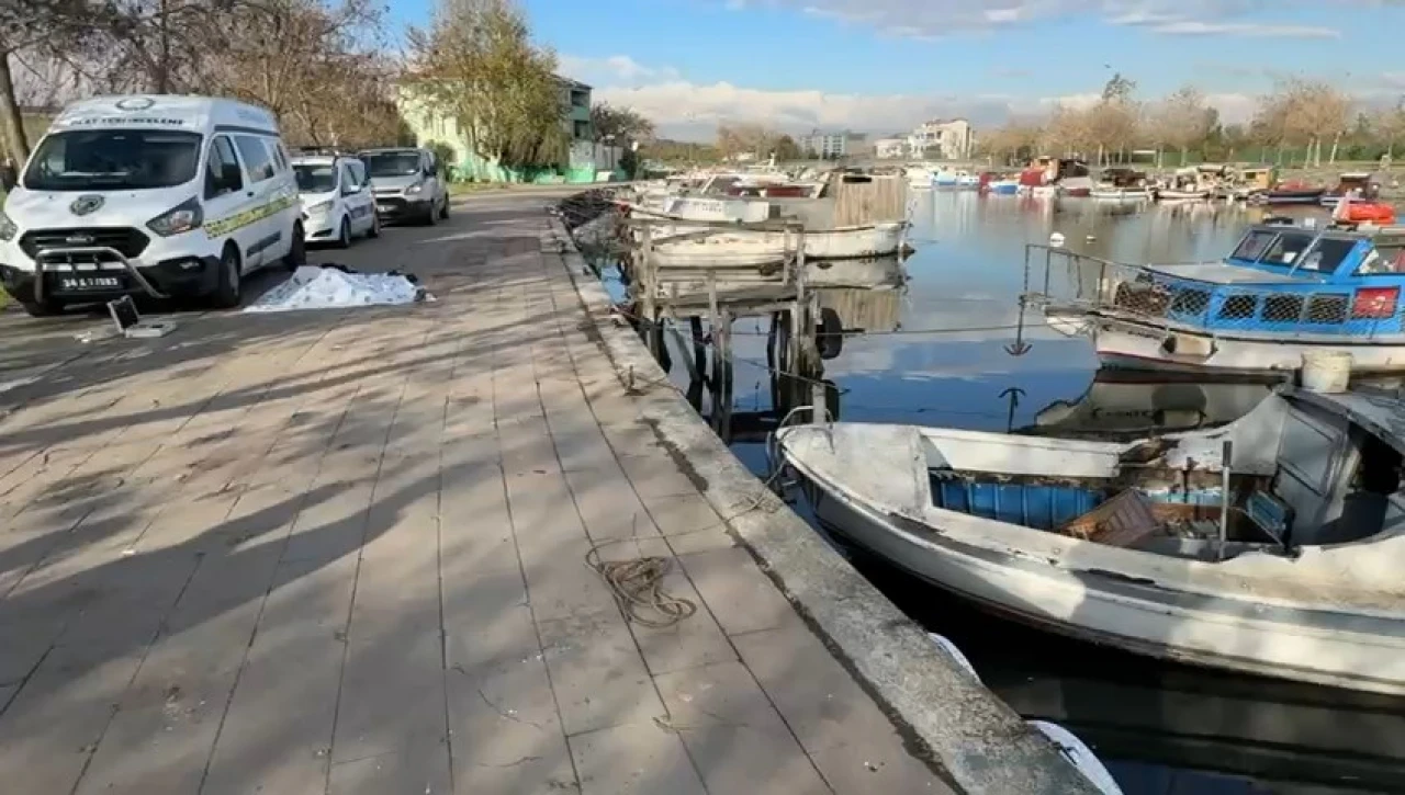 Küçükçekmece'deki teknede 1 kişi ölü bulundu