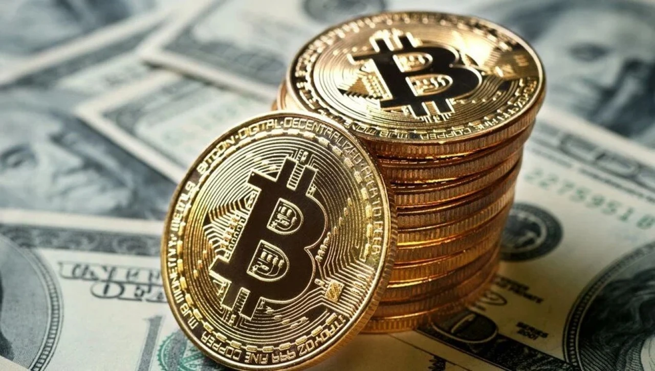 Bitcoin, 97 bin 840 doları aşarak tarihi zirvesini yeniledi! 100 bin dolara yaklaştı!