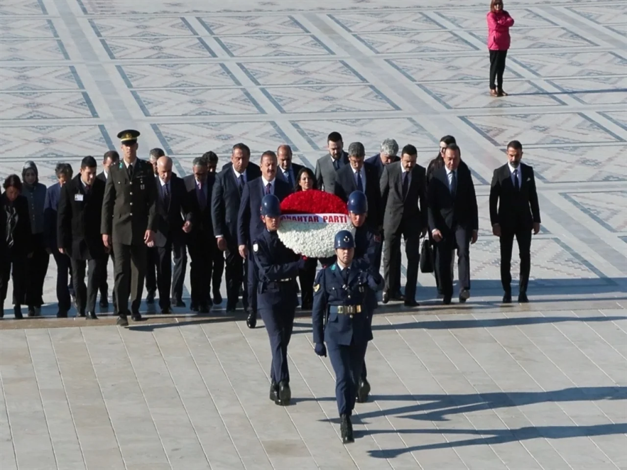 Anahtar Parti Genel Başkanı Yavuz Ağıralioğlu ve heyeti, Anıtkabir’de Atatürk’ü andı!