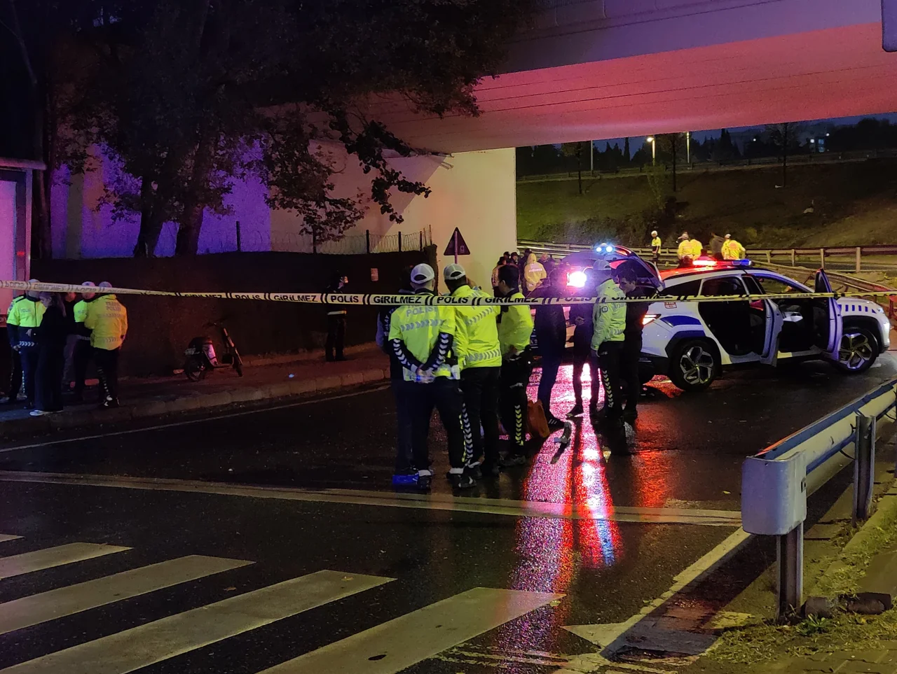 Bakırköy’de trafik polisi ekibine İETT otobüsü çarptı: 1 şehit