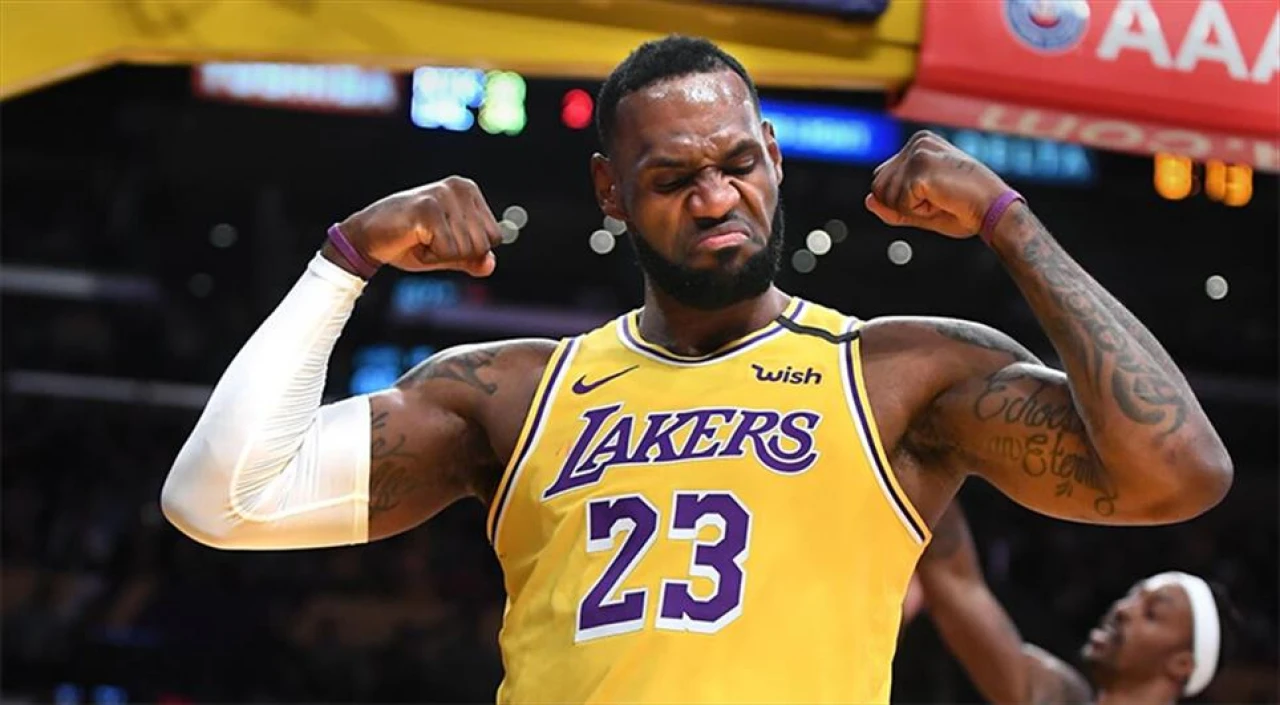 LeBron James 212 milyon takipçisine veda etti: "Sahaya konsantre olmak için uzaklaşıyorum"