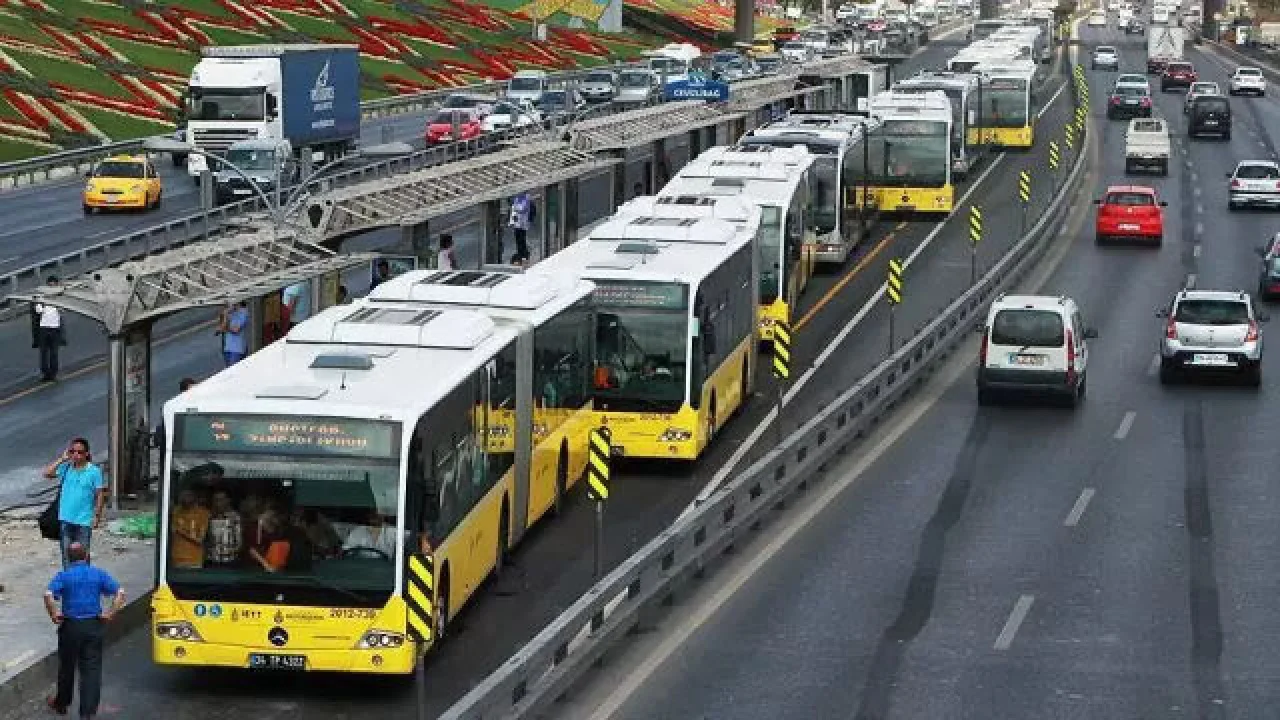 10 Kasım’da İstanbul, Ankara ve İzmir’de Toplu Taşıma Ücretsiz mi? İETT, Marmaray, Metrobüs ve Vapur Bedava mı?