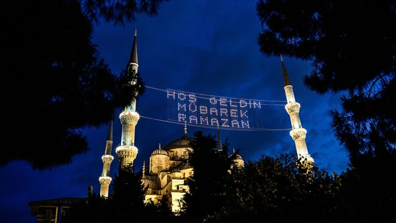 2025 Ramazan Ayı Ne Zaman Başlıyor, Kadir Gecesi Ne Zaman, Ramazan Bayramı Hangi Tarihlerde Kutlanacak?