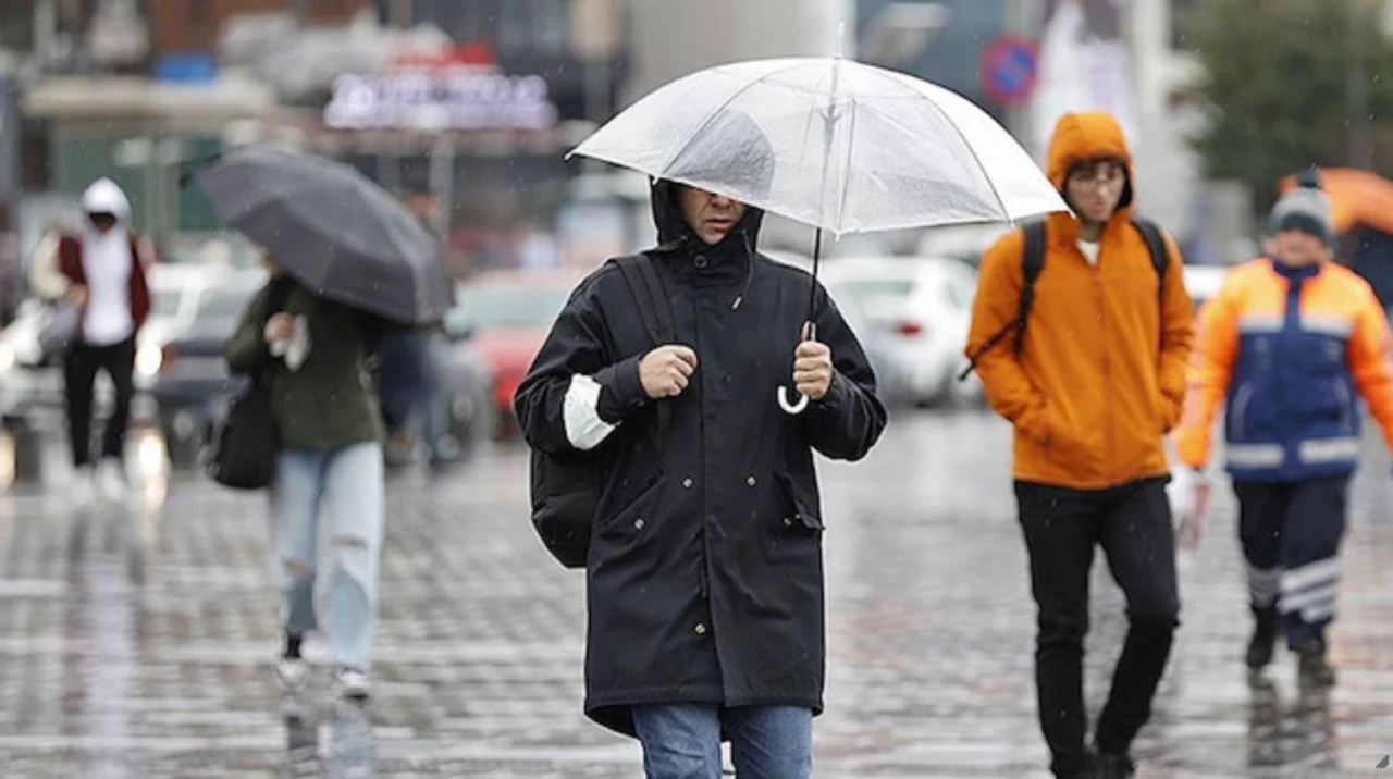 Meteoroloji'den kritik sağanak uyarısı! Marmara'da kuvvetli rüzgar ve sağanak yolda: 2 ve 3 Aralık'ta hava nasıl olacak?