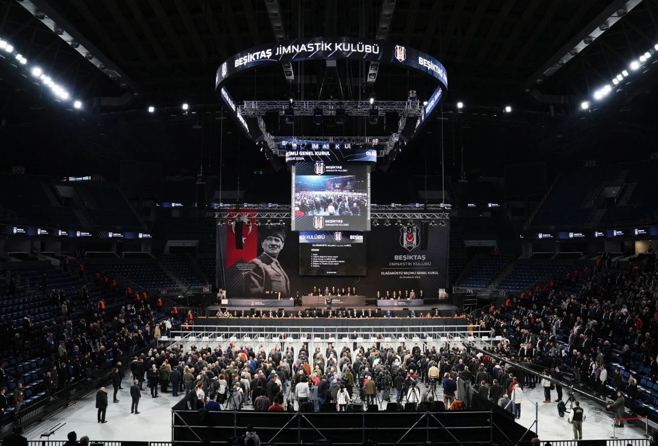 Beşiktaş'ın Yeni Başkanı Kim Oldu, Yönetim Ekibinde Kimler Yer Alıyor? Beşiktaş Başkanlık Seçimi Sonuçları