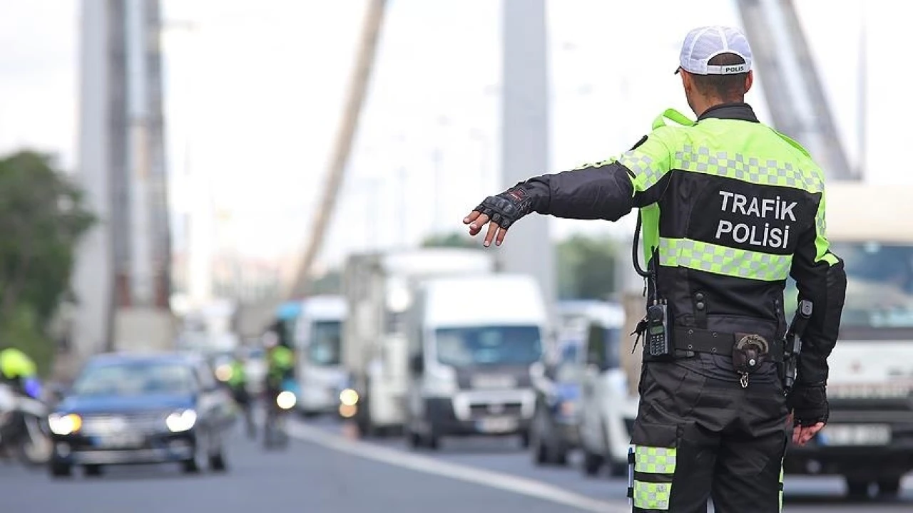 İstanbul'da Trafik Magandalarına Cezai İşlem Uygulandı! Sürücüler Nasıl Tespit Edildi?