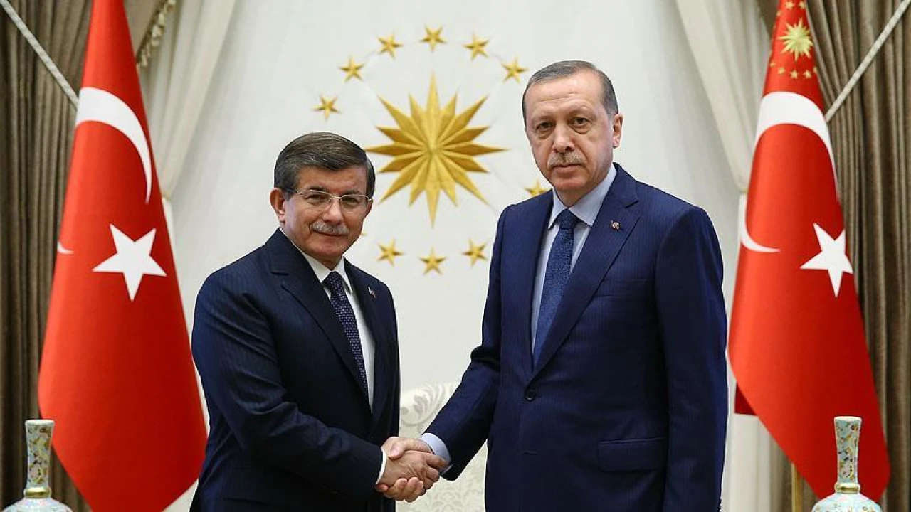 Ahmet Davutoğlu'ndan AK Parti'ye Dönüş Sinyali! İşte Davutoğlu'nun Yeni Açıklamaları