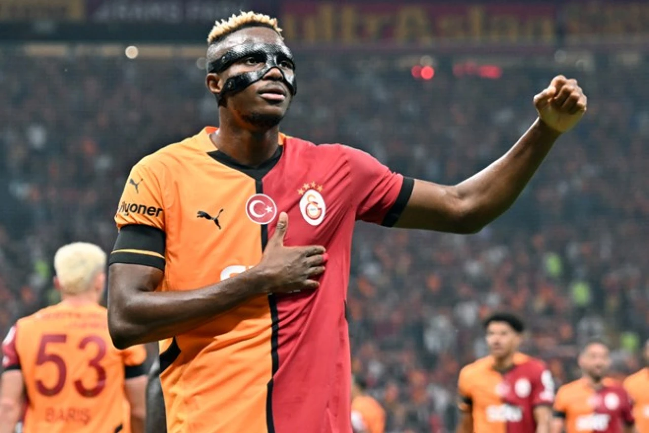 Victor Osimhen’in bonservisi için sponsorluk formülü! Galatasaray transferi bitirmeye kararlı