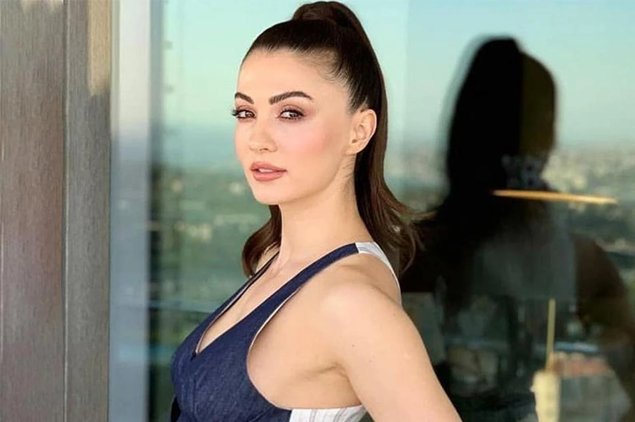 Burcu Özberk, Kilosunu ve Estetik Sırlarını Açıkladı!