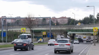 Bakırköy'de Yaşıyorsanız Sahil Yolundaki Ölüm Kavşağına Dikkat Edin!