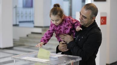 Yurt dışında kaç kişi oy kullandı?