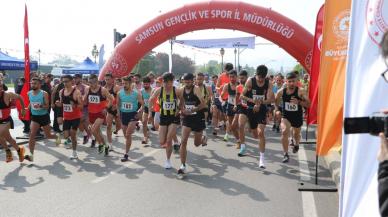 Samsun'da 19 Mayıs Yarı Maratonu koşuldu