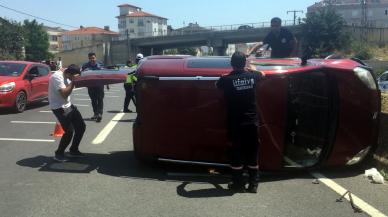 Tatilden dönen aileyi taşıyan araç devrildi; 7 yaralı