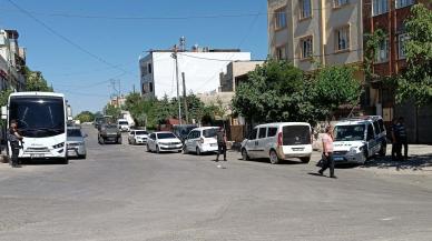 Husumetli aileler sokak ortasında çatıştı: 3 ölü, 2 yaralı