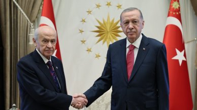 Erdoğan, Bahçeli ile bir araya geldi